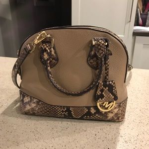 Michael Kors Small Bag - Serious inquiries ONLY